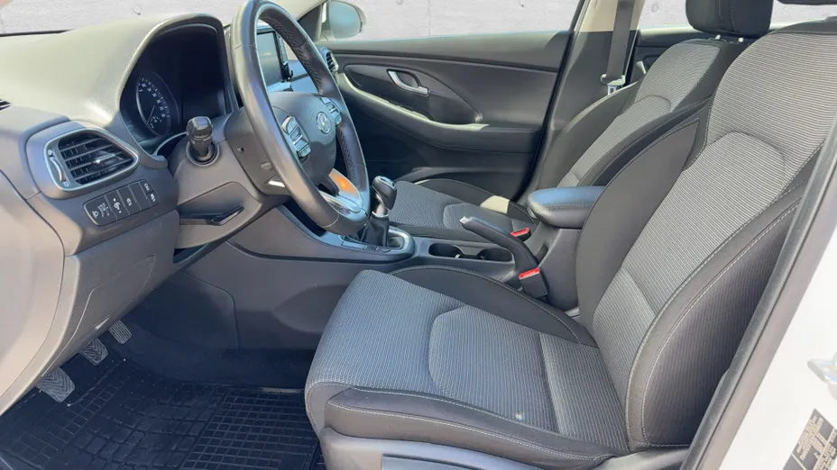 HYUNDAI i30 i30 1.0 T-GDI Modern