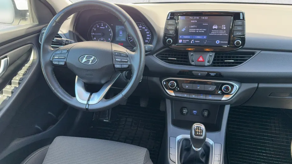 HYUNDAI i30 i30 1.0 T-GDI Modern