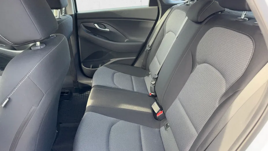 HYUNDAI i30 i30 1.0 T-GDI Modern