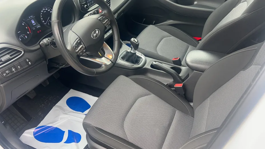 HYUNDAI i30 i30 1.0 T-GDI Modern