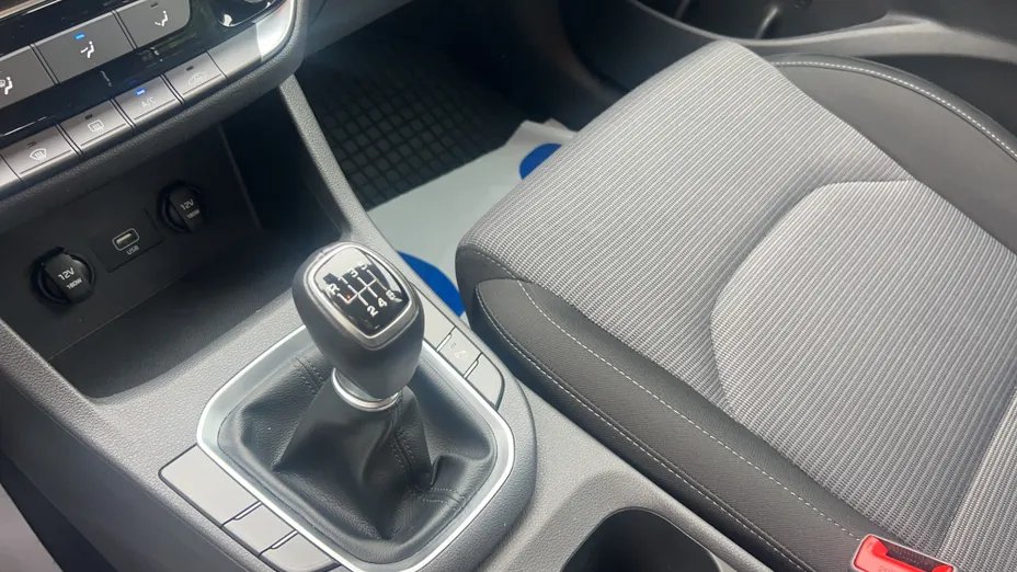 HYUNDAI i30 i30 1.0 T-GDI Modern