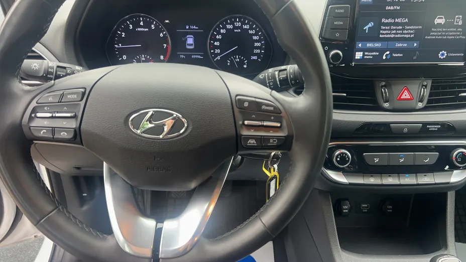 HYUNDAI i30 i30 1.0 T-GDI Modern