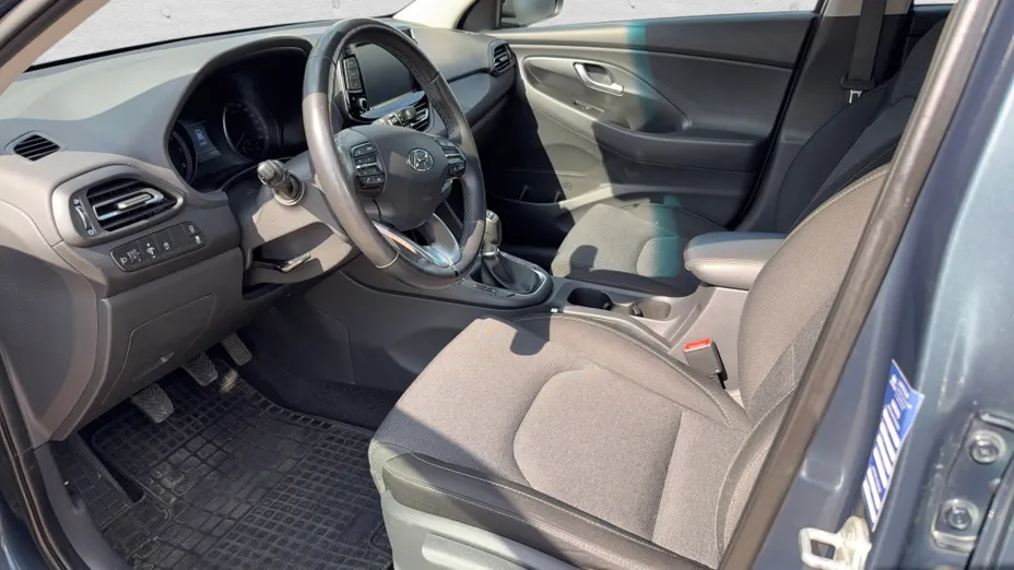 HYUNDAI i30 i30 1.0 T-GDI Smart
