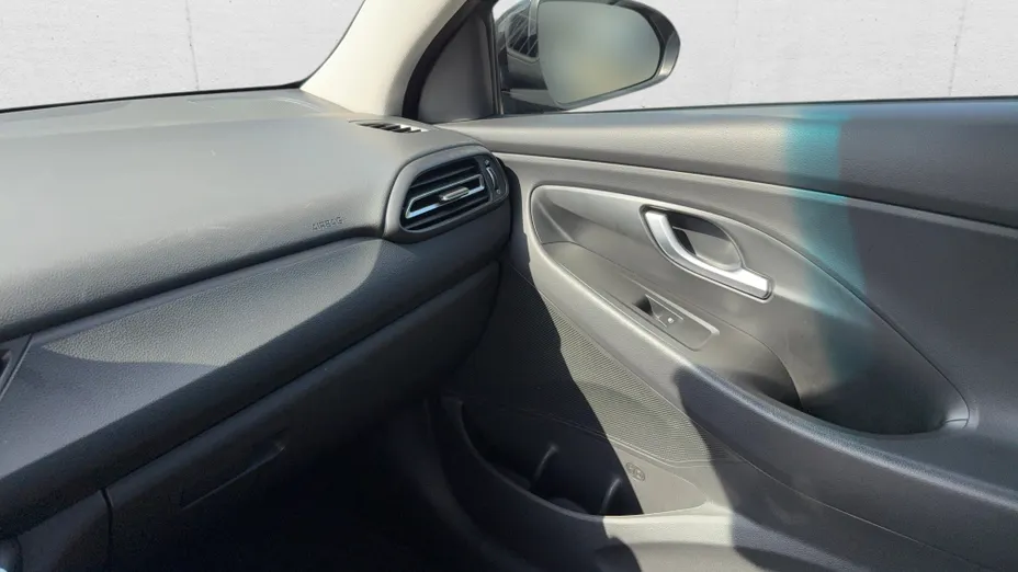 HYUNDAI i30 i30 1.0 T-GDI Smart