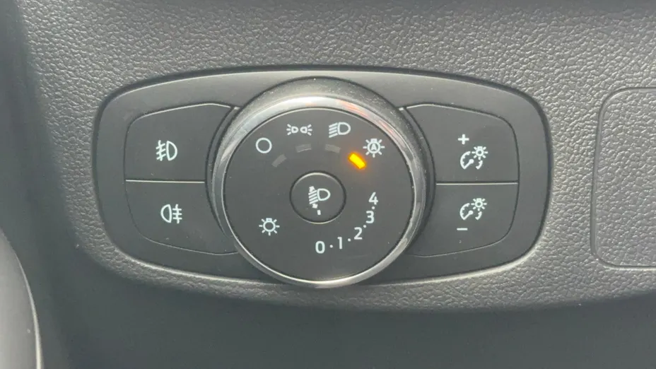 FORD Focus Focus 1.0 EcoBoost mHEV ST-Line X aut