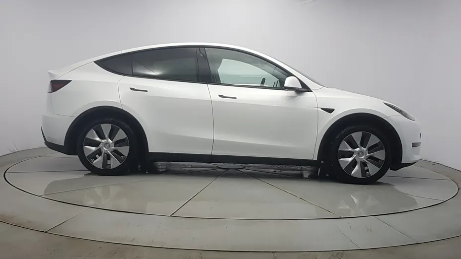 TESLA Model Y Y Long Range RWD