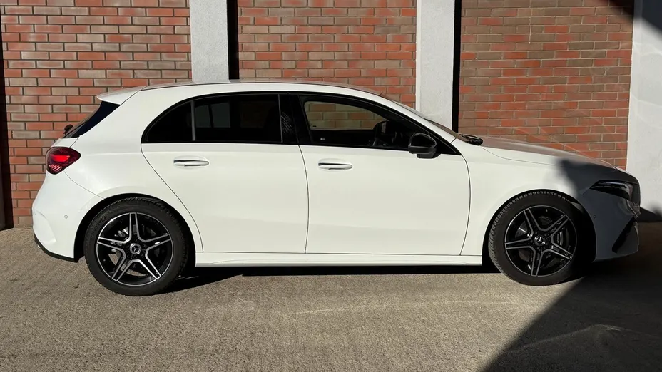 MERCEDES-BENZ A Klasa A 200 AMG Line 7G-DCT