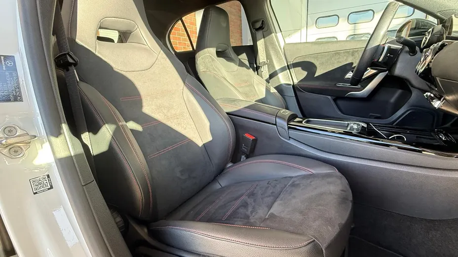 MERCEDES-BENZ A Klasa A 200 AMG Line 7G-DCT