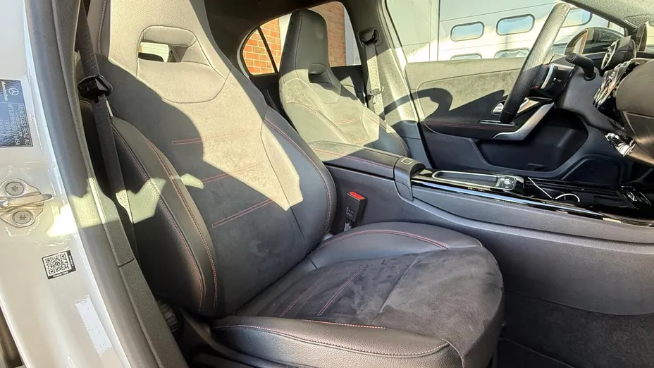 MERCEDES-BENZ A Klasa A 200 AMG Line 7G-DCT