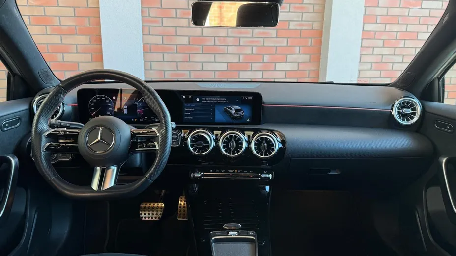 MERCEDES-BENZ A Klasa A 200 AMG Line 7G-DCT