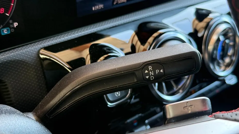 MERCEDES-BENZ A Klasa A 200 AMG Line 7G-DCT