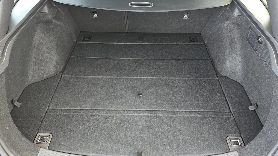 HYUNDAI i30 i30 1.5 DPI Classic +