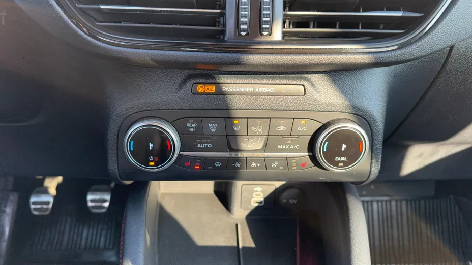 FORD Kuga Kuga 1.5 EcoBoost FWD Graphite Tech Edition