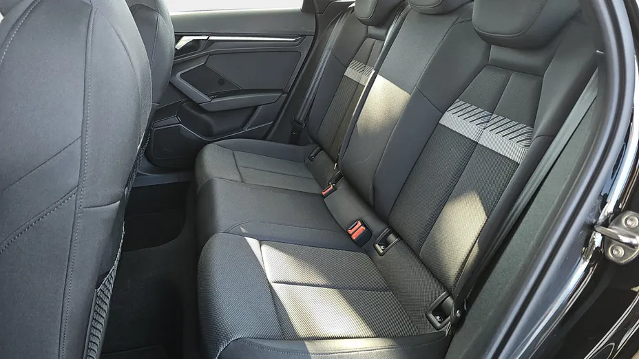 AUDI A3 A3 35 TFSI mHEV S Line S tronic