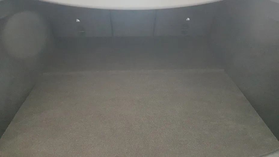 TESLA Model Y Y Long Range RWD