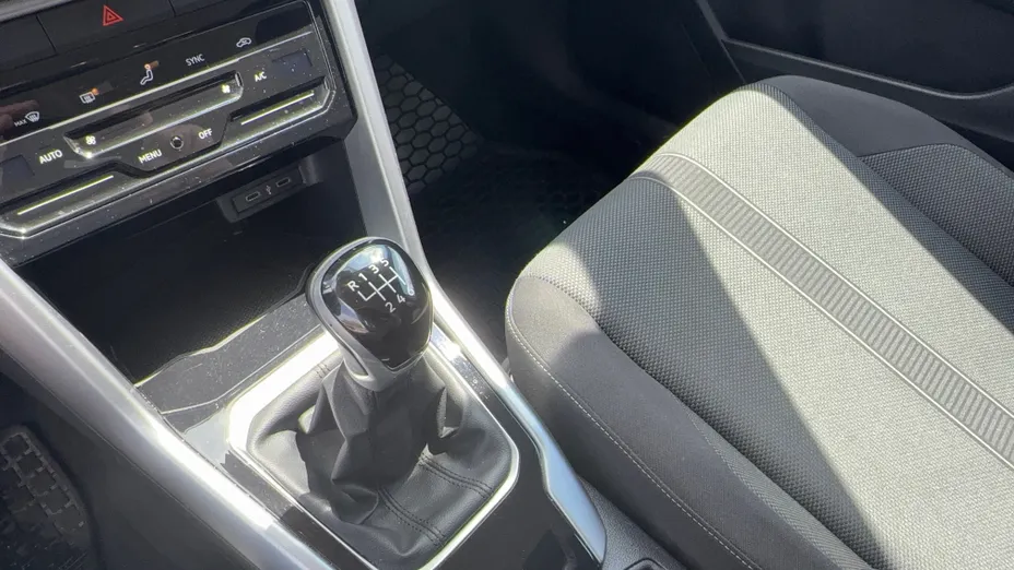 VOLKSWAGEN T-ROC T-ROC 1.5 TSI Life