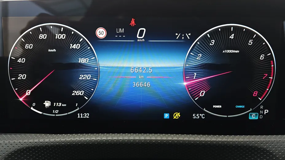 MERCEDES-BENZ A Klasa A 200 AMG Line 7G-DCT