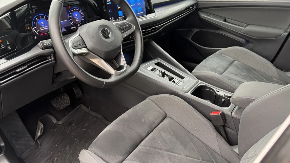 VOLKSWAGEN Golf Golf VIII 1.5 eTSI EVO Style DSG