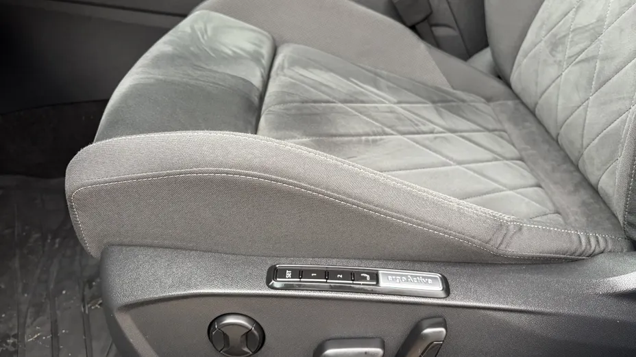VOLKSWAGEN Golf Golf VIII 1.5 eTSI EVO Style DSG