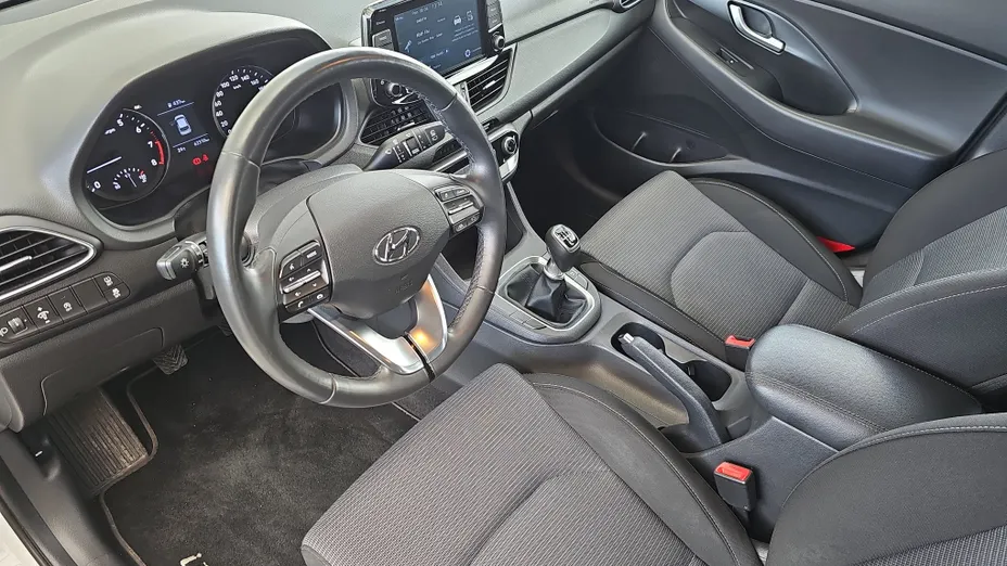 HYUNDAI i30 i30 1.0 T-GDI Modern