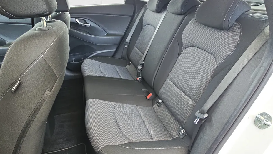 HYUNDAI i30 i30 1.0 T-GDI Modern