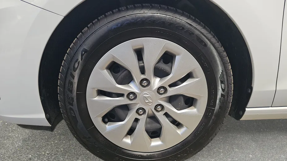 HYUNDAI i30 i30 1.0 T-GDI Modern