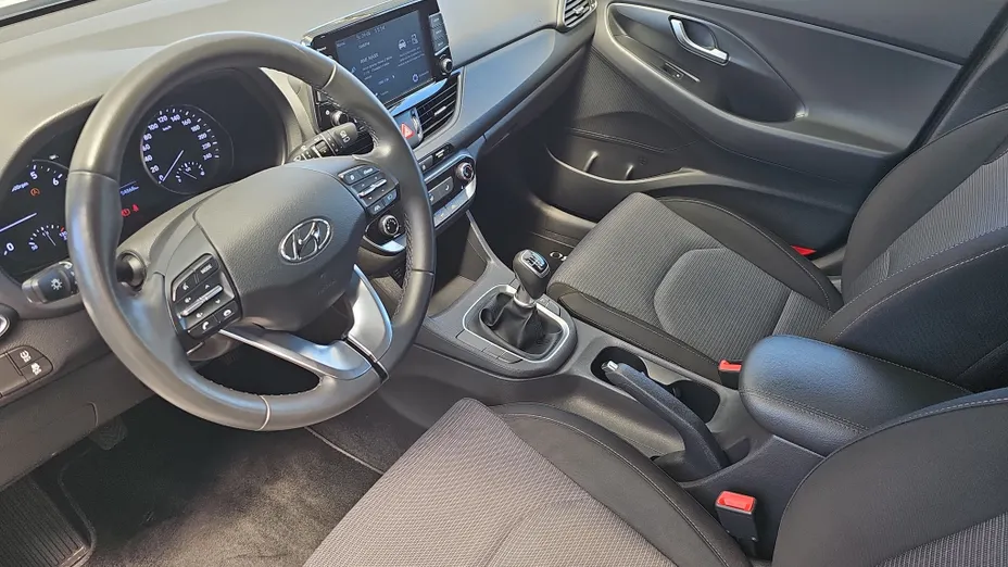 HYUNDAI i30 i30 1.0 T-GDI Modern