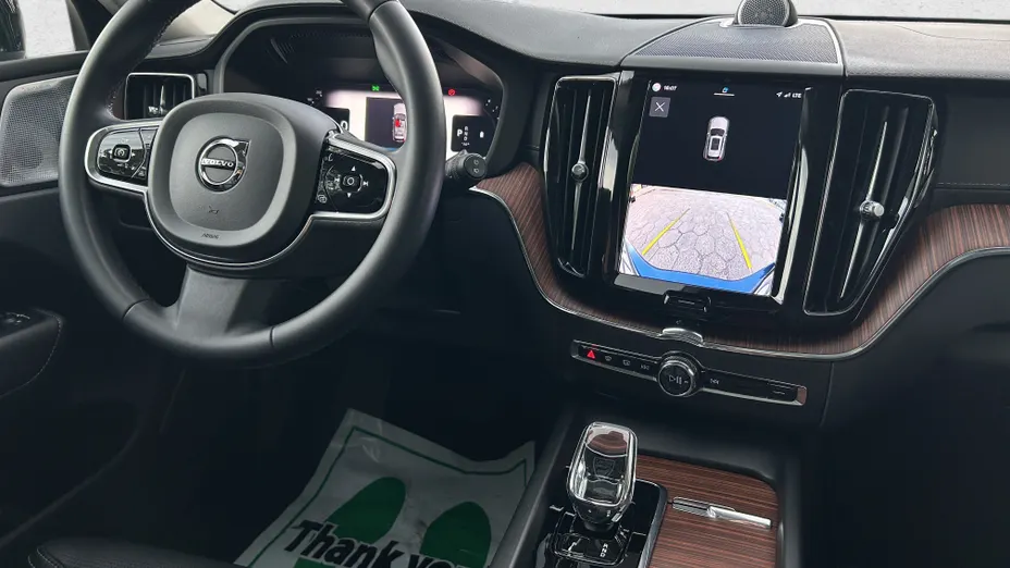 VOLVO XC60 XC60 B5 B AWD Ultimate Dark aut