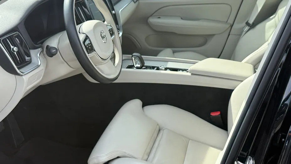 VOLVO V60 V60 B4 B Plus Dark aut