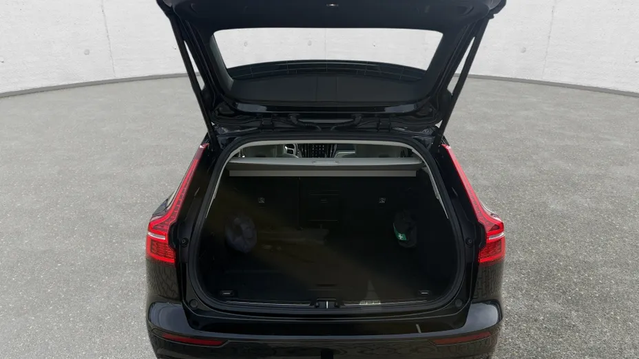 VOLVO V60 V60 B4 B Plus Dark aut