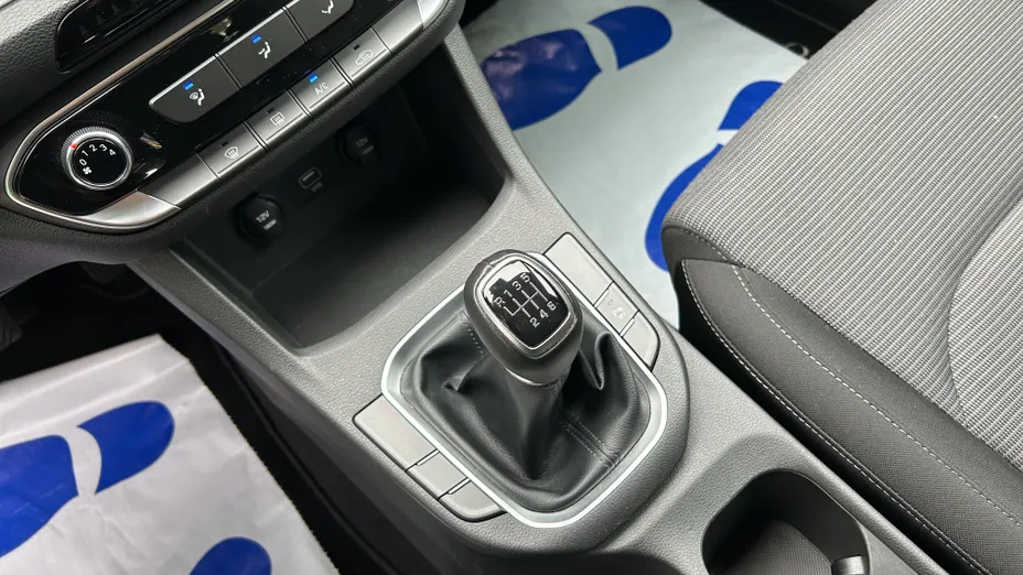 HYUNDAI i30 i30 1.0 T-GDI Modern