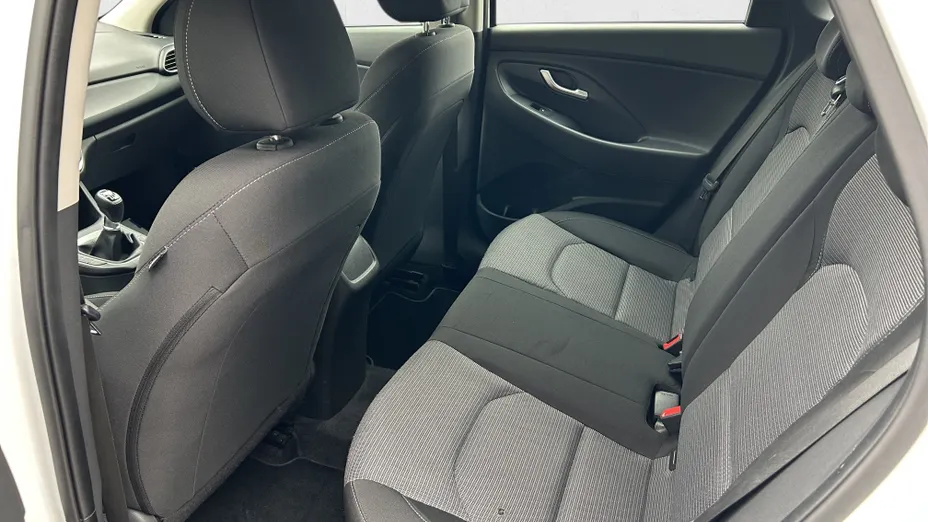 HYUNDAI i30 i30 1.0 T-GDI Modern