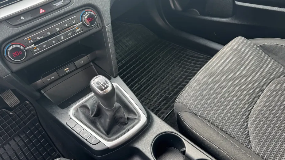 KIA Cee'd Ceed 1.5 T-GDI M