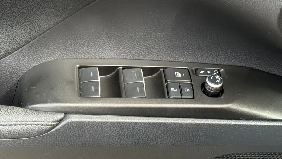 TOYOTA Camry Camry 2.5 Hybrid Executive CVT
