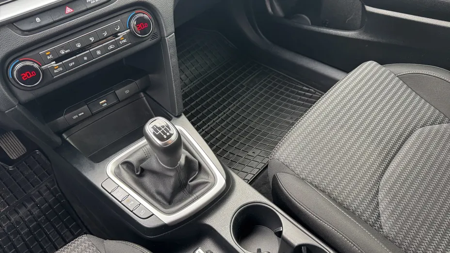 KIA Cee'd Ceed 1.5 T-GDI M