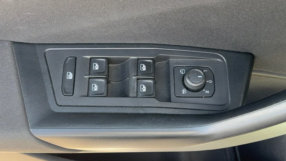 VOLKSWAGEN T-ROC T-ROC 1.5 TSI Life
