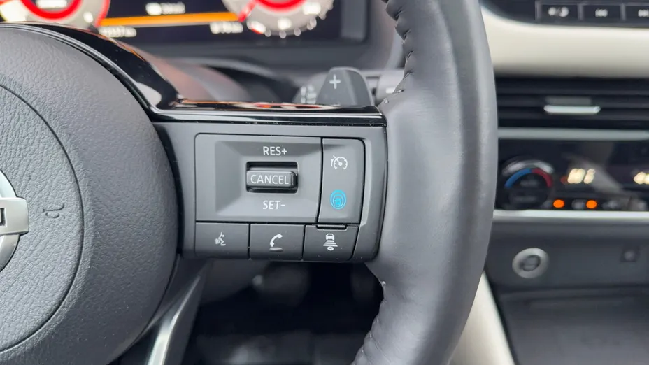 NISSAN Qashqai Qashqai 1.3 DIG-T mHEV Tekna Xtronic