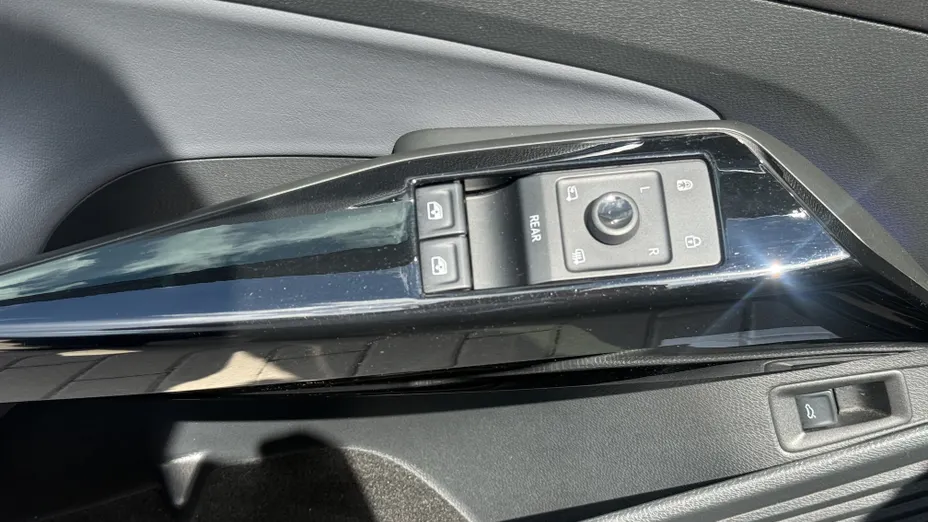 VOLKSWAGEN ID.4 ID.4 77kWh Pro Performance