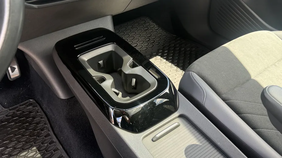 VOLKSWAGEN ID.4 ID.4 77kWh Pro Performance