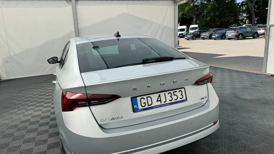 SKODA Octavia Octavia 1.5 TSI e-Tec Ambition DSG