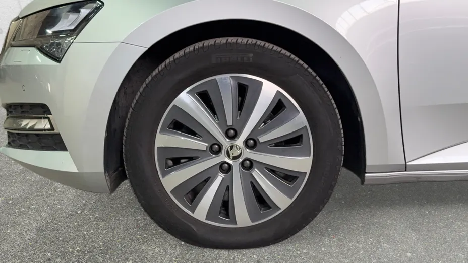 SKODA Superb Superb 2.0 TSI Style DSG