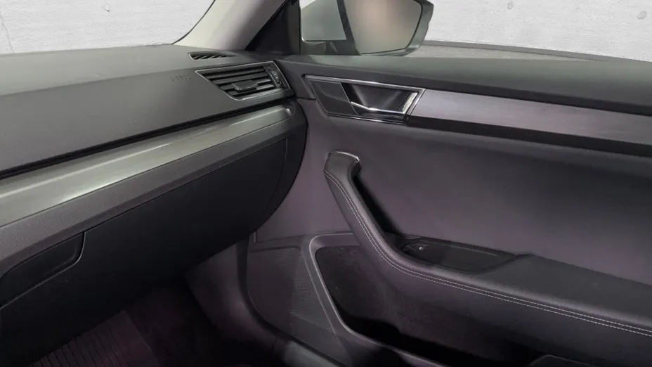 SKODA Superb Superb 2.0 TSI Style DSG