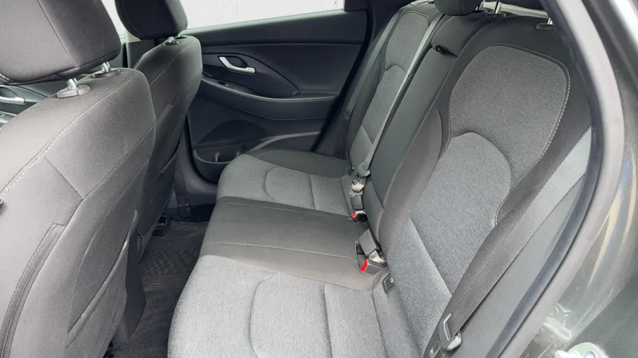 HYUNDAI i30 i30 1.0 T-GDI Smart