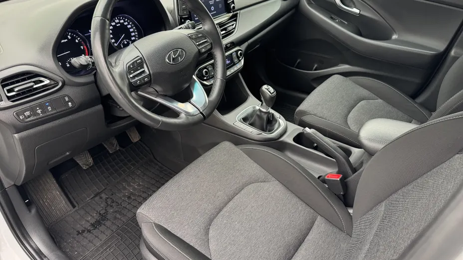 HYUNDAI i30 i30 1.0 T-GDI Smart