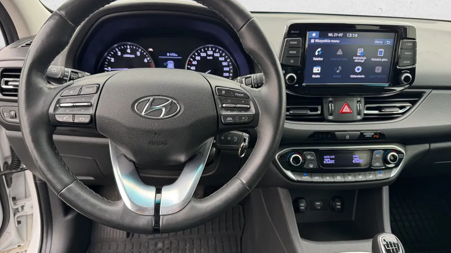 HYUNDAI i30 i30 1.0 T-GDI Smart