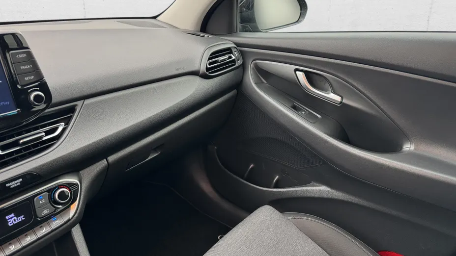 HYUNDAI i30 i30 1.0 T-GDI Smart