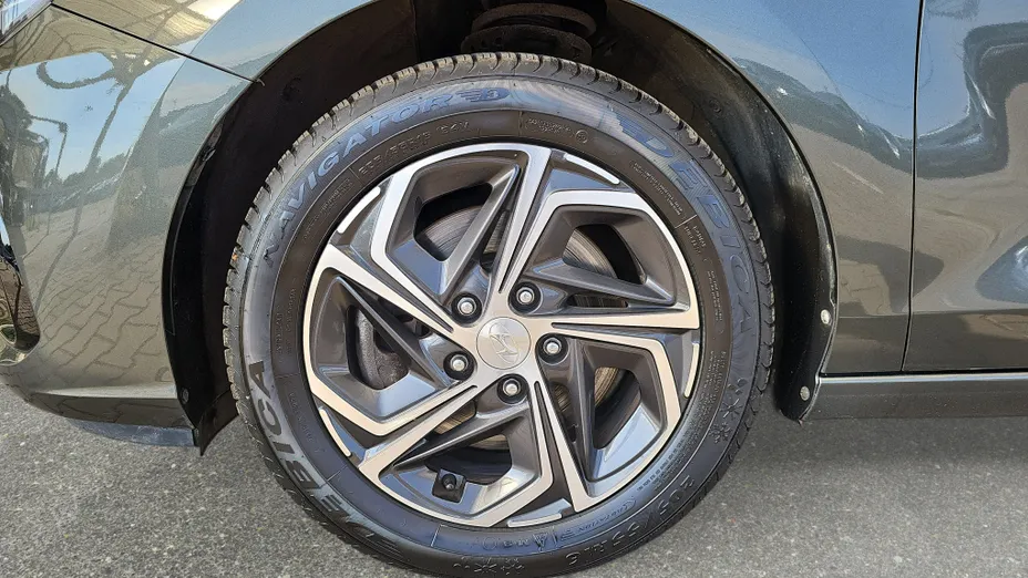 HYUNDAI i30 i30 1.0 T-GDI Smart