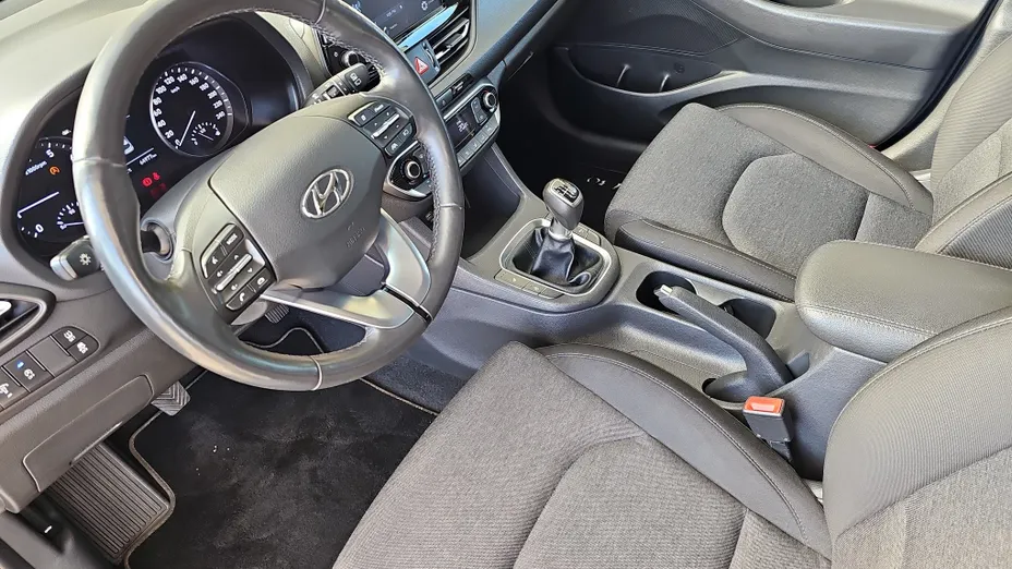 HYUNDAI i30 i30 1.0 T-GDI Smart