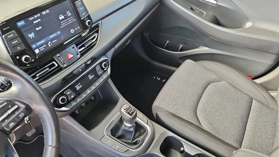 HYUNDAI i30 i30 1.0 T-GDI Smart