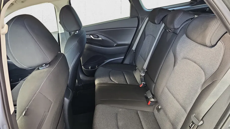 HYUNDAI i30 i30 1.0 T-GDI Smart
